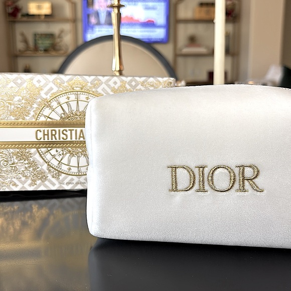 Dior Off White Velvet Makeup Bag with Gold Dior Logo - Picture 1 of 8